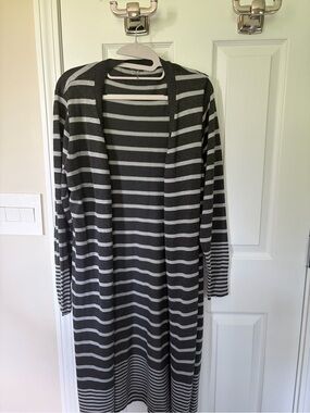 Striped Open-Front Long Cardigan - Gray/White